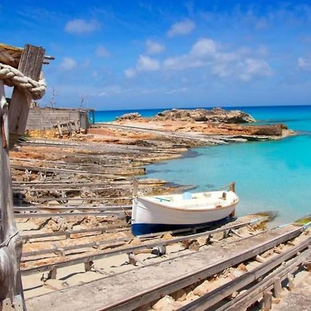 Villa Skiba Es Calo  Exteriér fotografie